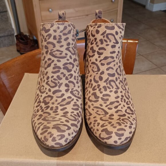 Lucky Brand Basel Leopard Ankle Boots 8 (NWOT) - Picture 1 of 11